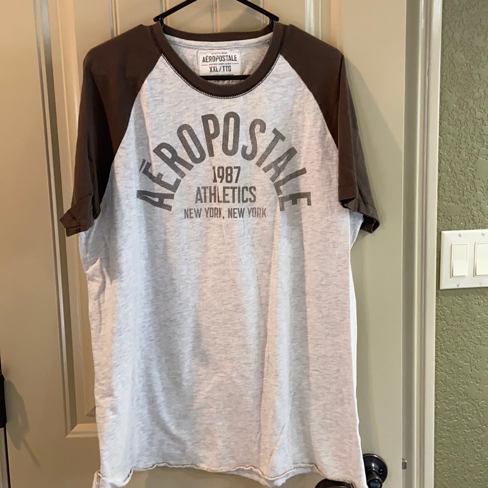 Men’s Short Sleeve Tee by Aeropostale Brand. GUC!